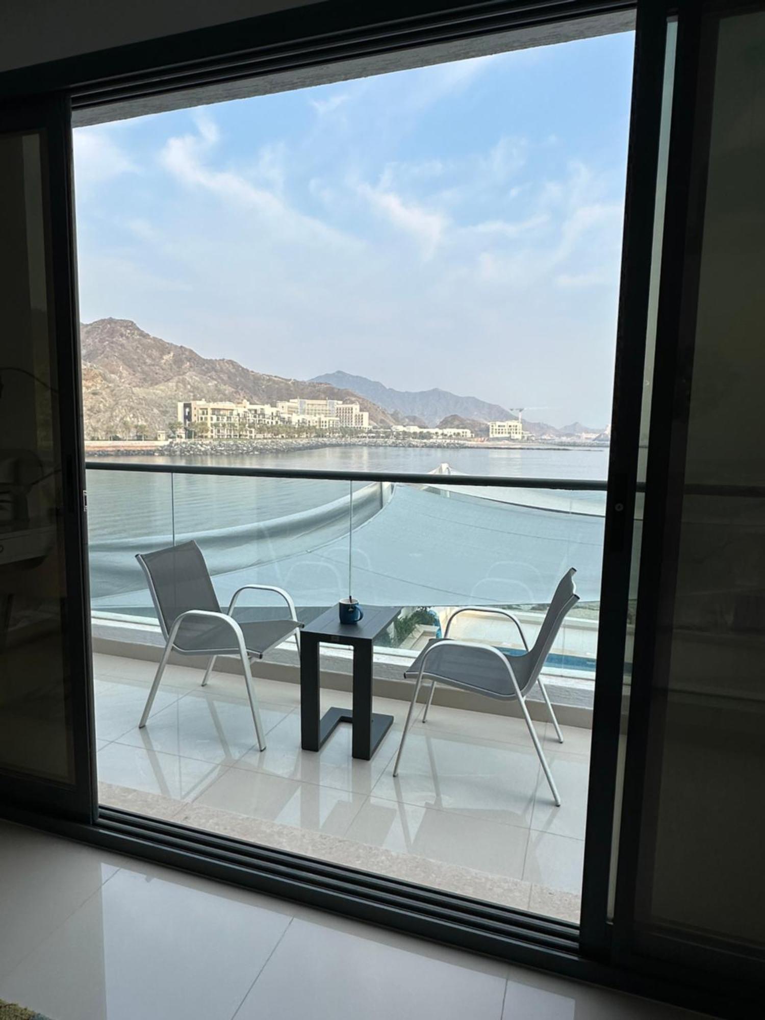 Al Dana Sea View Villa Эль-Фуджайра Экстерьер фото