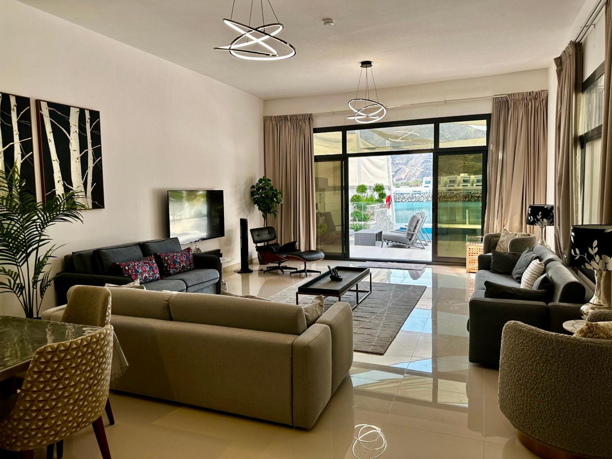 Al Dana Sea View Villa Эль-Фуджайра Экстерьер фото