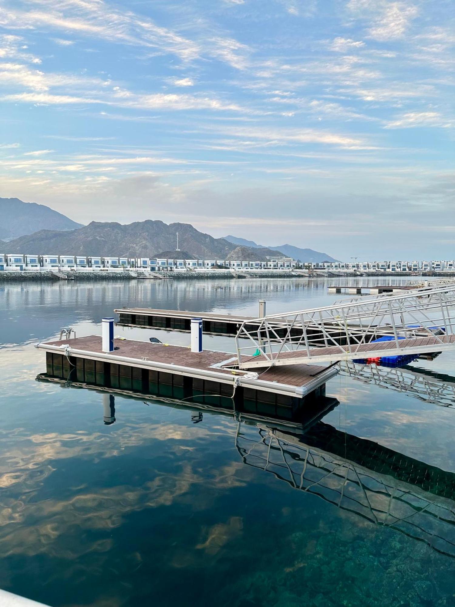 Al Dana Sea View Villa Эль-Фуджайра Номер фото